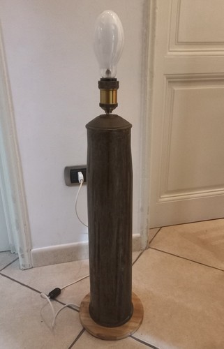 Lampada terra ricavata da - terra,