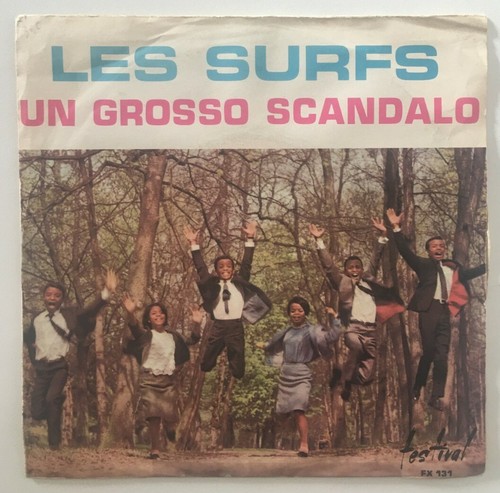 Les surfs grosso - surfs, scandalo