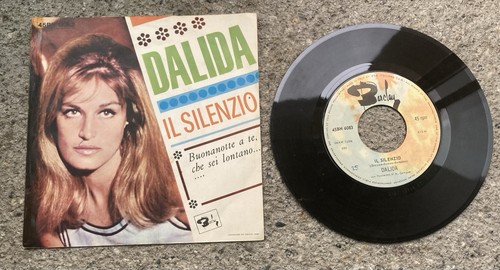 Giri dalida un - -,